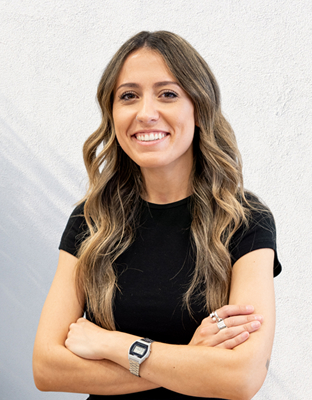 Ana, docente del equipo de Voga