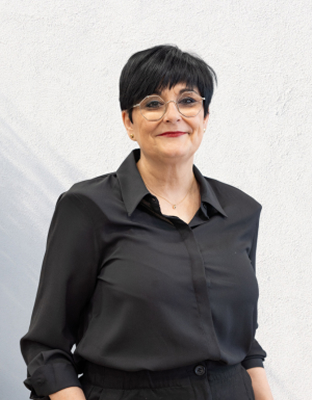 Edel, docente del equipo de Voga